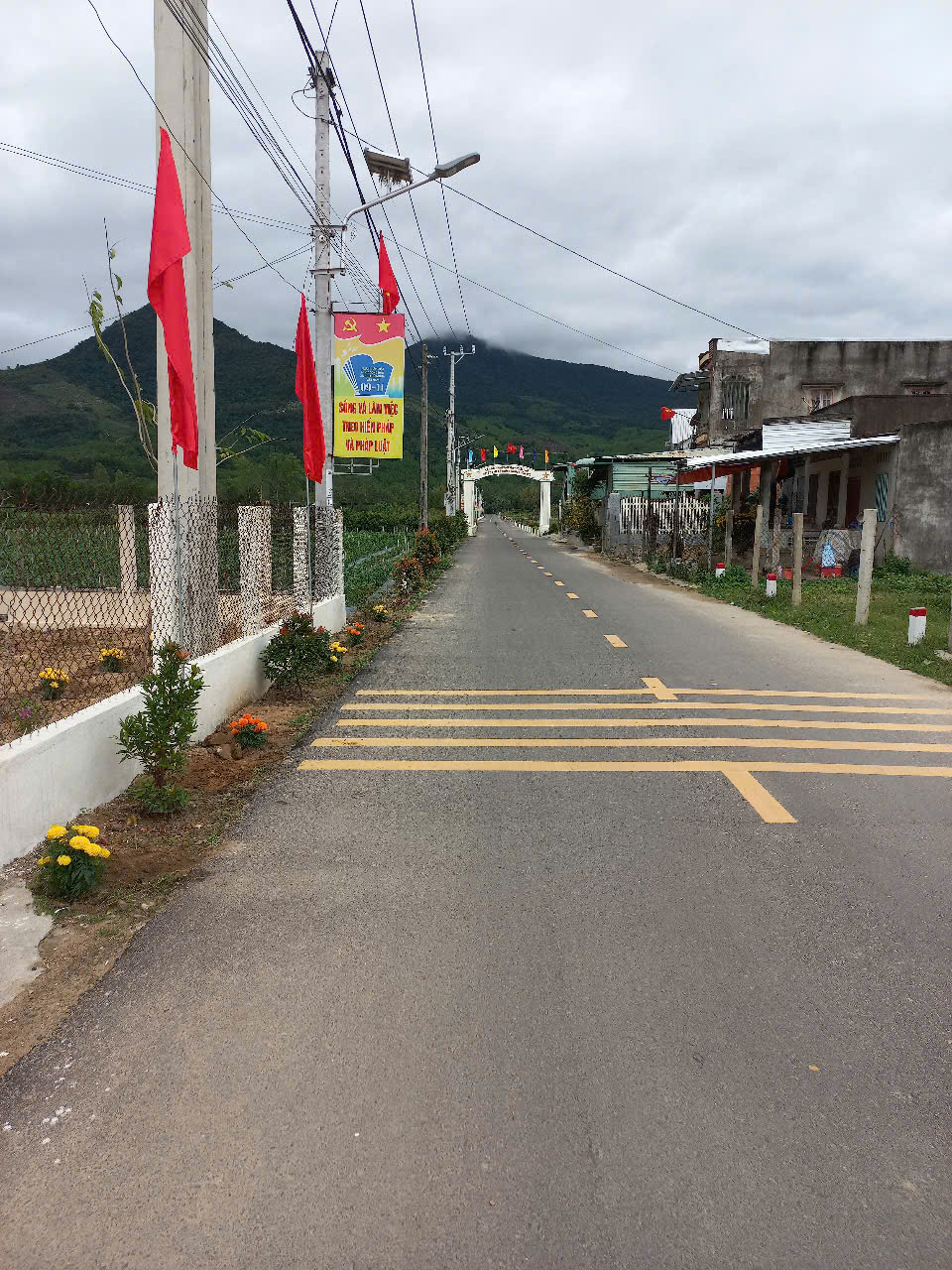 Cát Tài khởi sắc - rực rỡ cờ, hoa! Cát Tài khởi sắc - rực rỡ cờ, hoa!