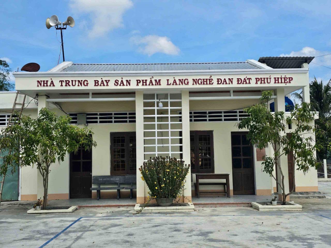 Làng nghề đan đát Phú Hiệp tạo ra sản phẩm mang bản sắc văn hóa Làng nghề đan đát Phú Hiệp tạo ra sản phẩm mang bản sắc văn hóa