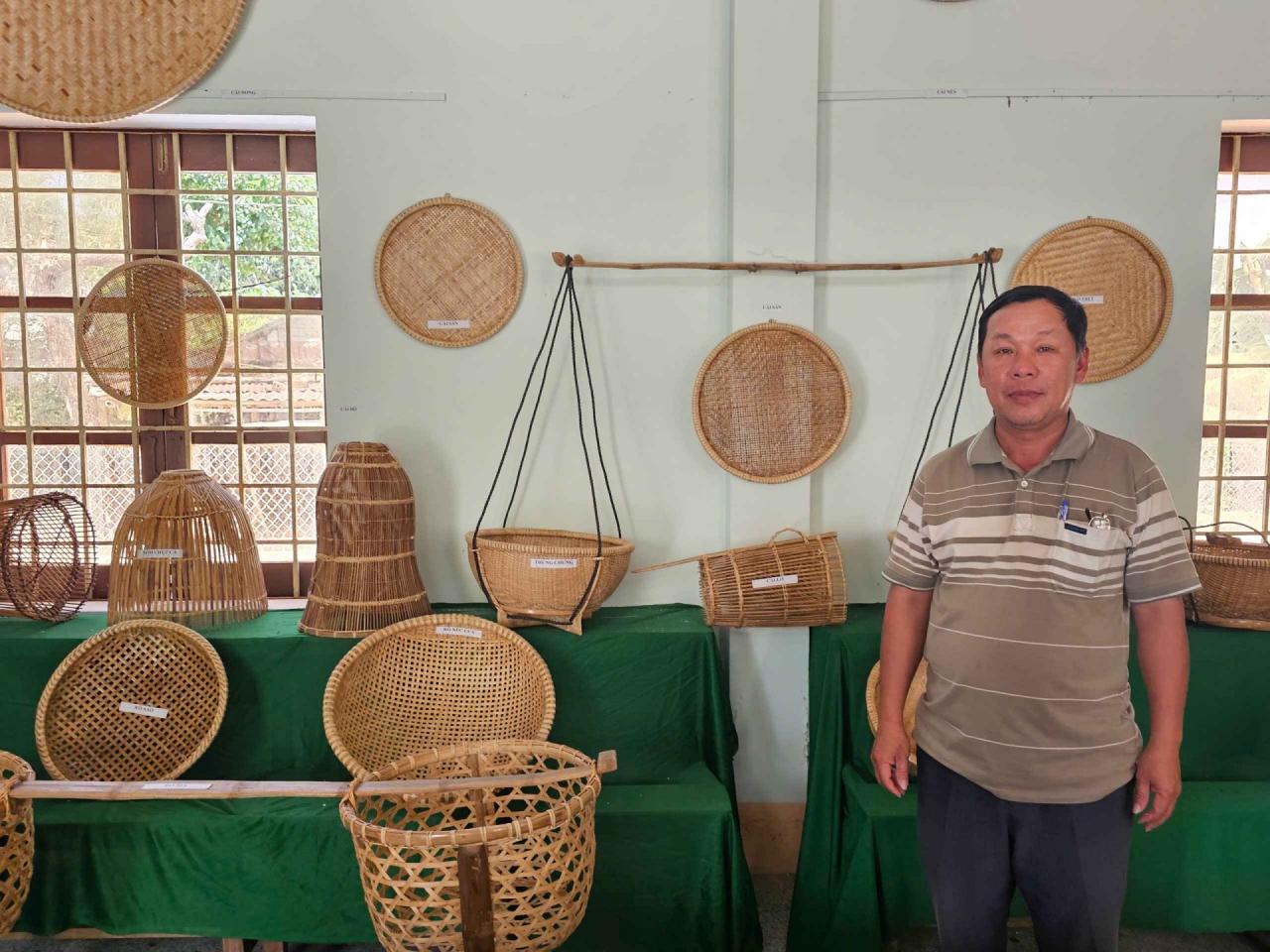 Làng nghề đan đát Phú Hiệp tạo ra sản phẩm mang bản sắc văn hóa Làng nghề đan đát Phú Hiệp tạo ra sản phẩm mang bản sắc văn hóa
