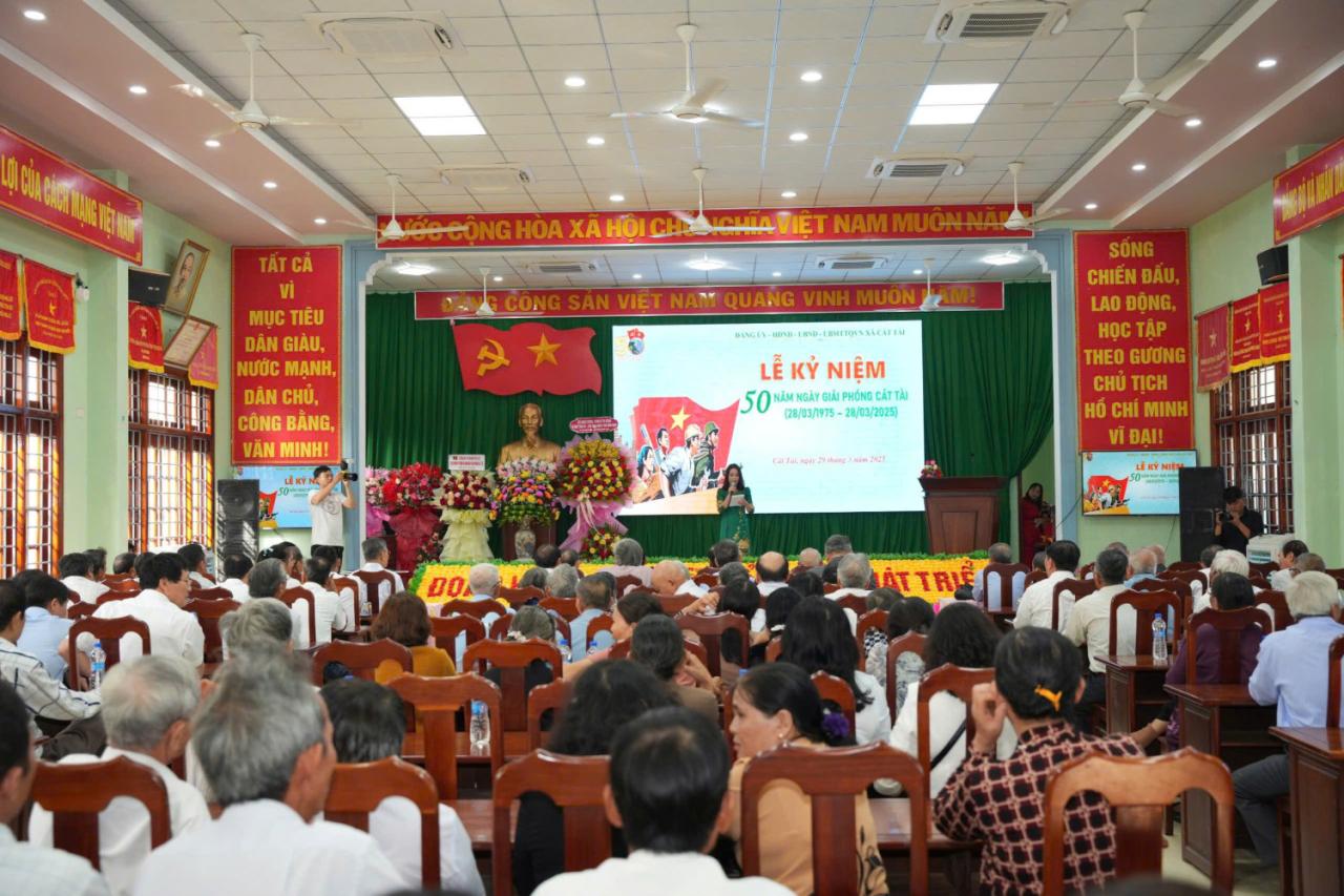 Lễ kỷ niệm 50 năm Ngày giải phóng xã Cát Tài Lễ kỷ niệm 50 năm Ngày giải phóng xã Cát Tài